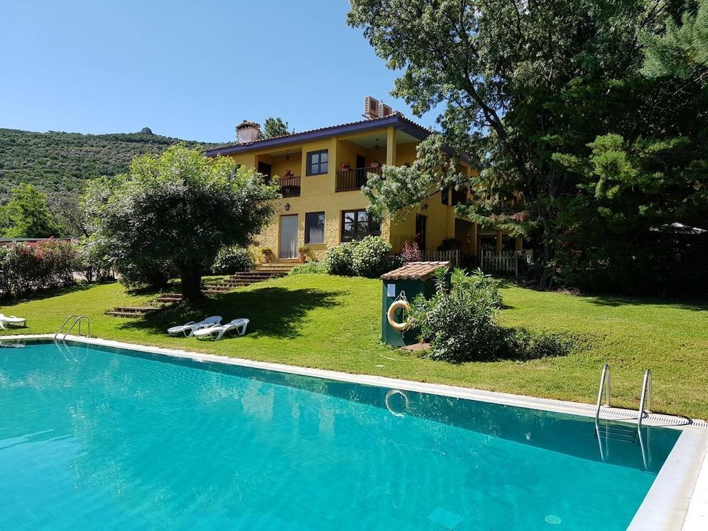 Hotel Rural Xerete Navaconcejo Bagian luar foto